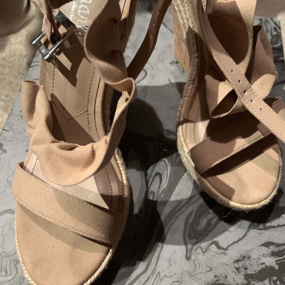 High heels - Picture 7 of 8